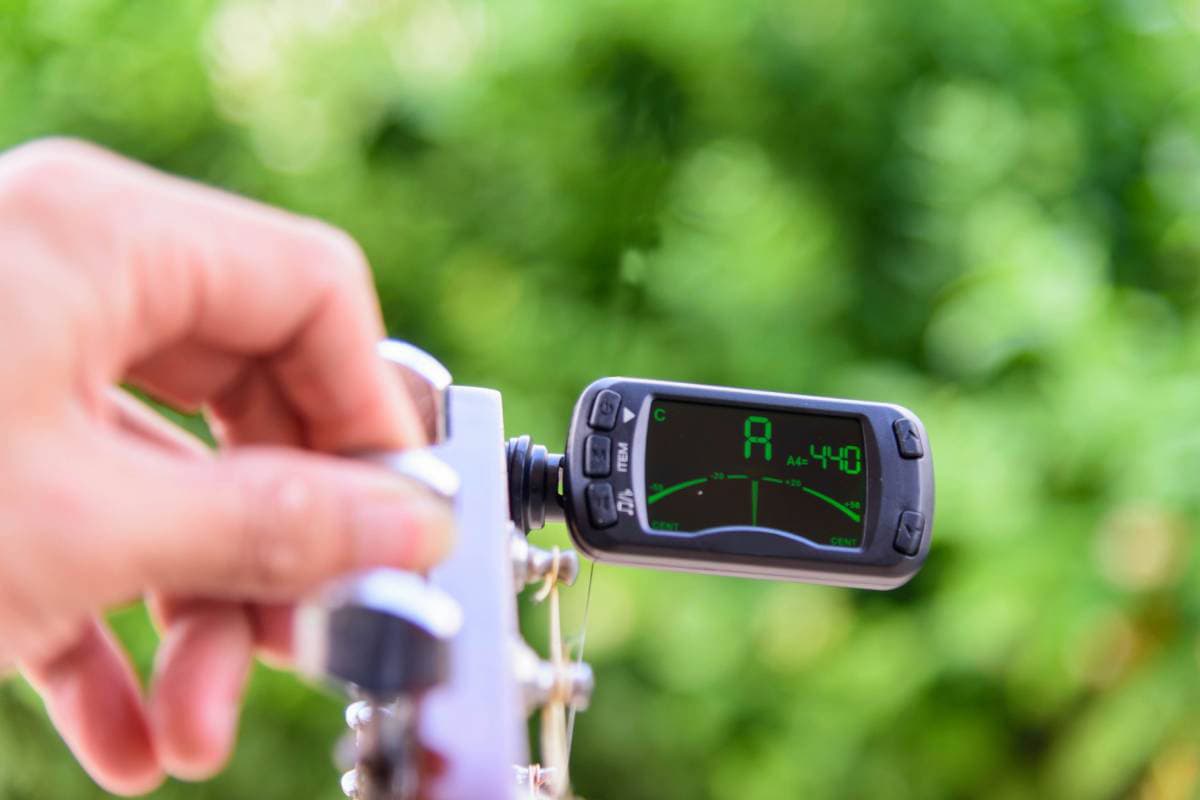 Guitar Tuner Not Working? Common Causes and Fixes