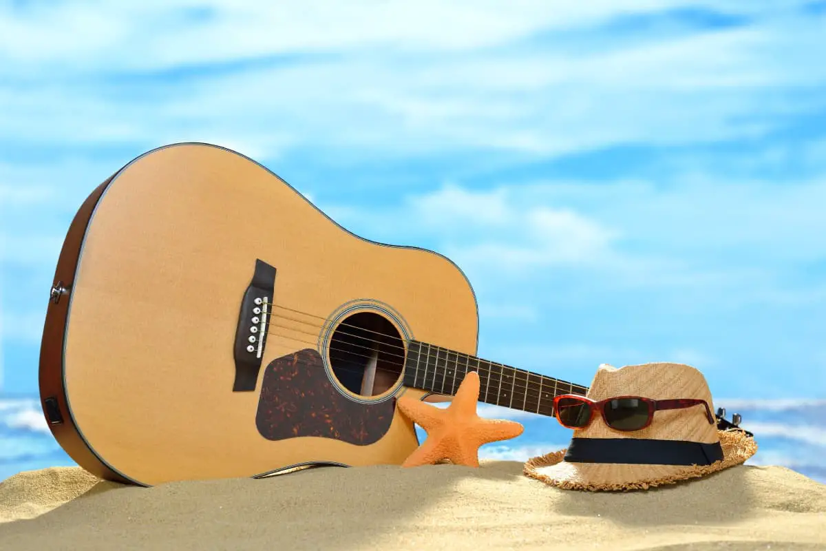11 ways you can practice guitar when traveling