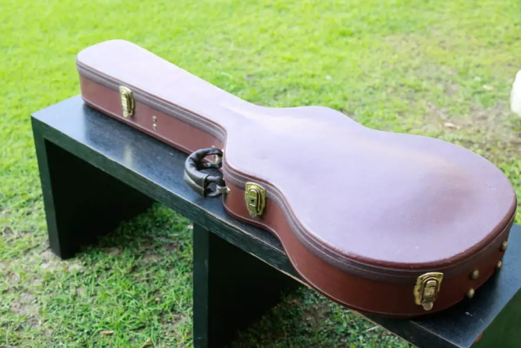 keep your guitar in a highquality case