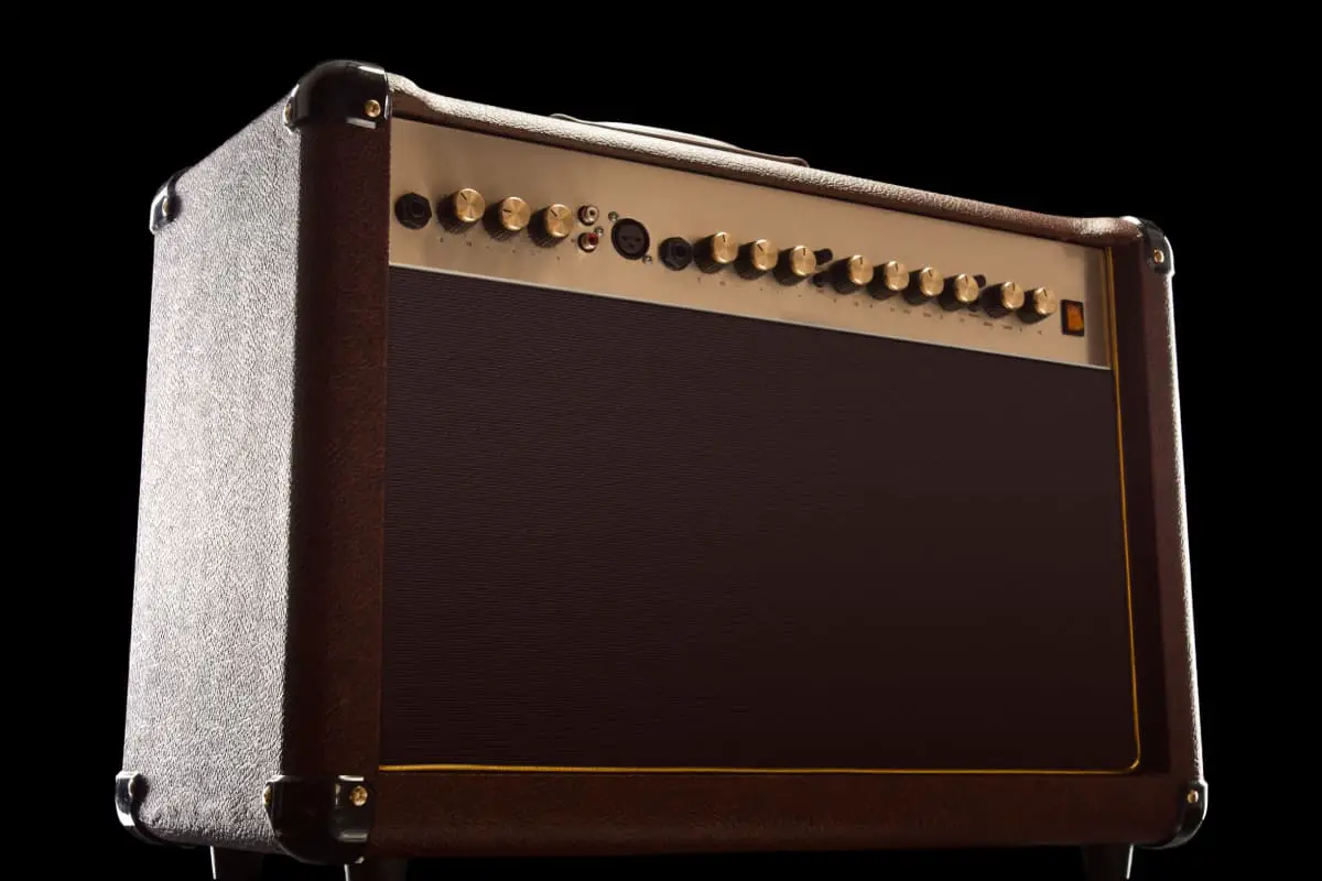 Electric Guitar vs. Acoustic Amp Differences Explained