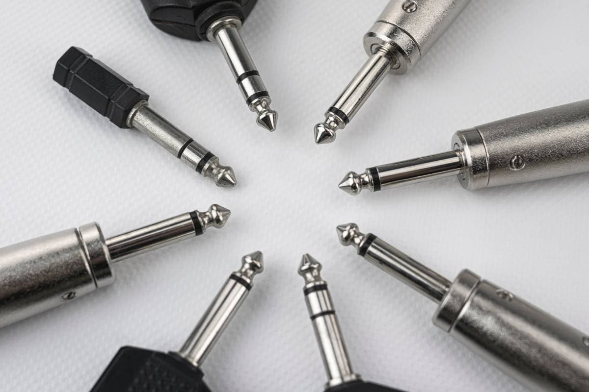 How To Fix a Loose or Broken Guitar Input Jack