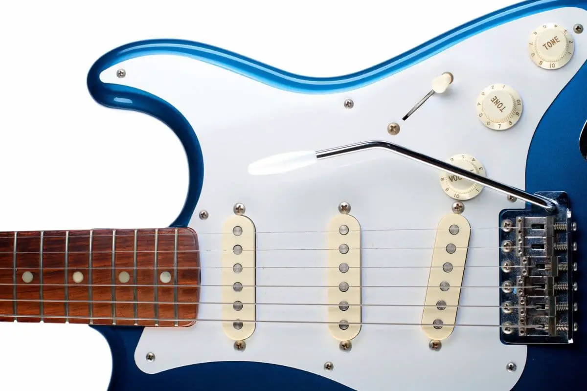 how to install a whammy bar on your electric guitar