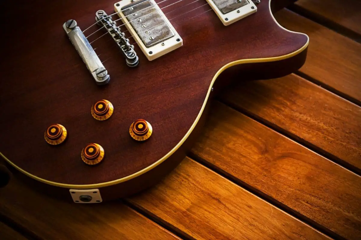 How To Put Binding on an Electric Guitar