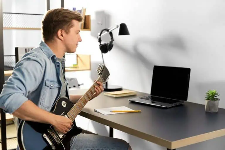 How to Learn Guitar by Yourself: Self-Taught Guide 2026 4 how to learn guitar