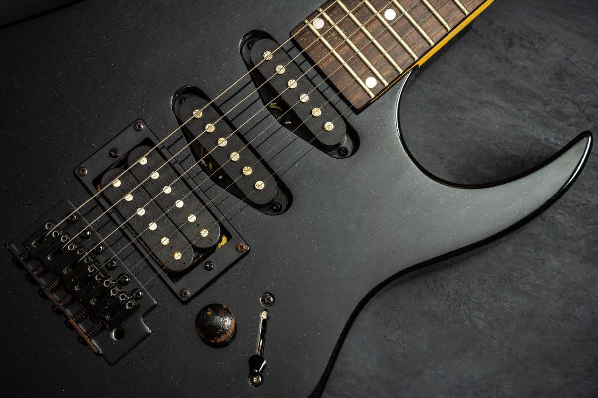 make an electric guitar sound better for metal