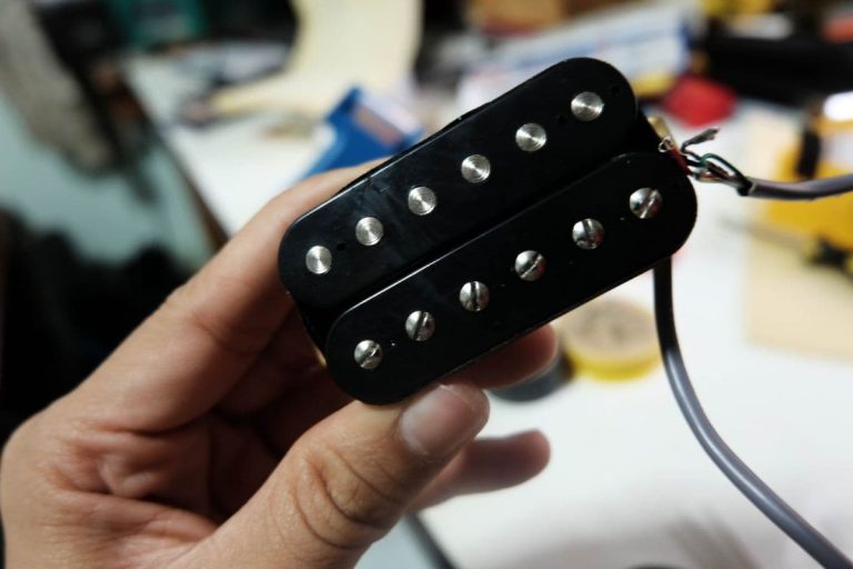 Acoustic Guitar Pickup Not Working? How to Fix It