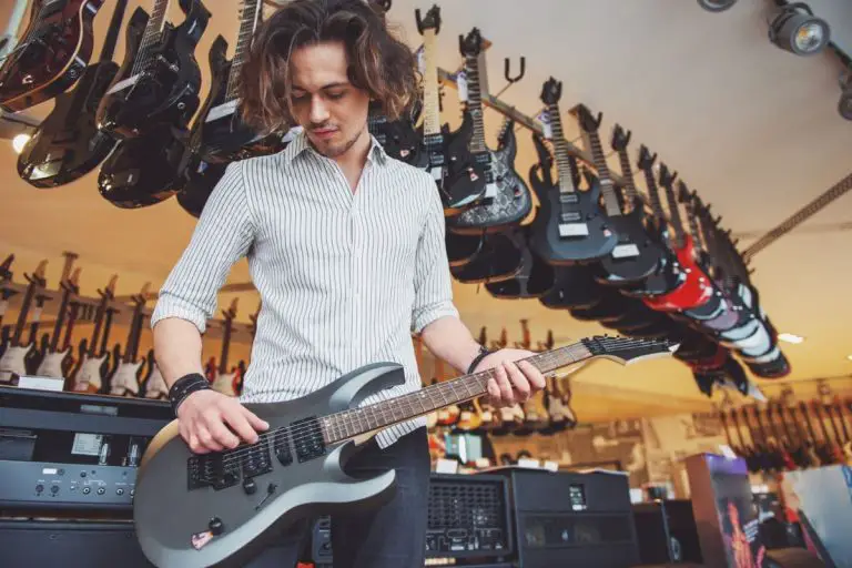 5 Reasons Why All Electric Guitars Sound Different