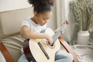 Best Guitar for Small Hands 2026: 7 Easy Picks