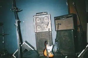 double-neck-guitar-home-studio