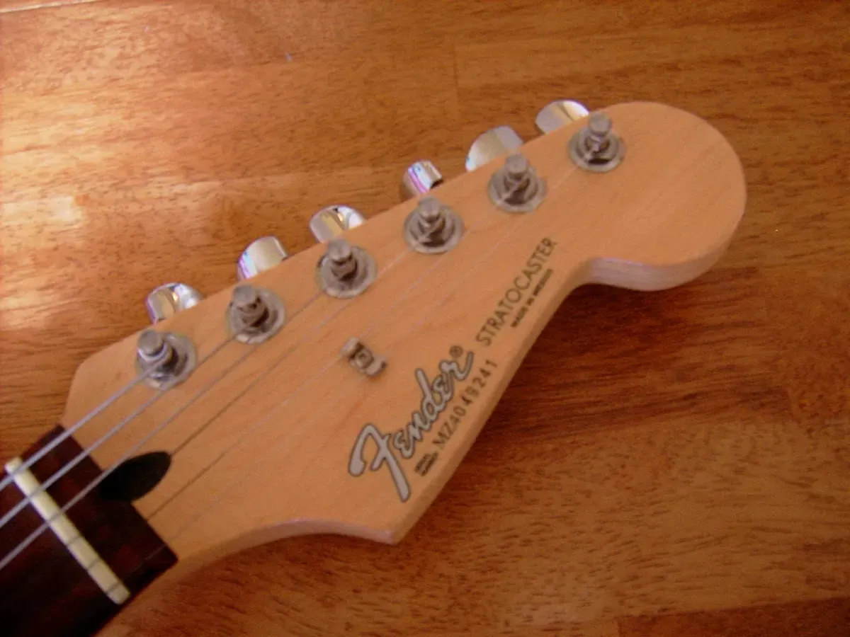 Recommended Guitar Gear 9 hero electric