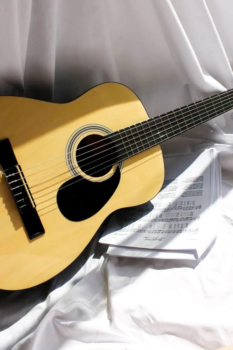 How to write a melody over chords on an acoustic guitar